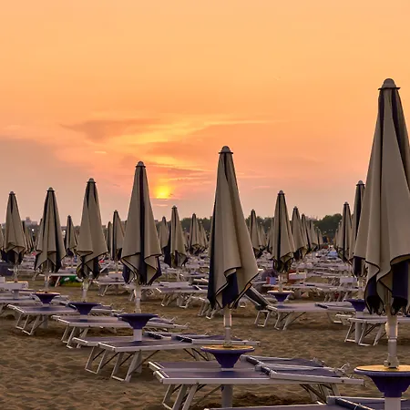 Vila Fabulous In A Peaceful Area - Beahost Bibione