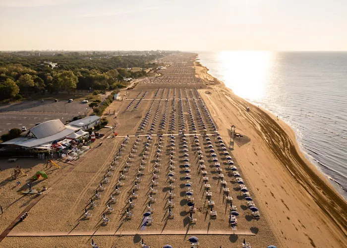 Fabulous In A Peaceful Area - Beahost Villa